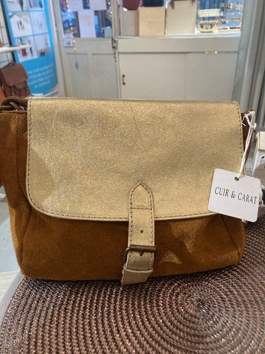 Sac cuir de vachette suédé– Élégance et artisanat italien.